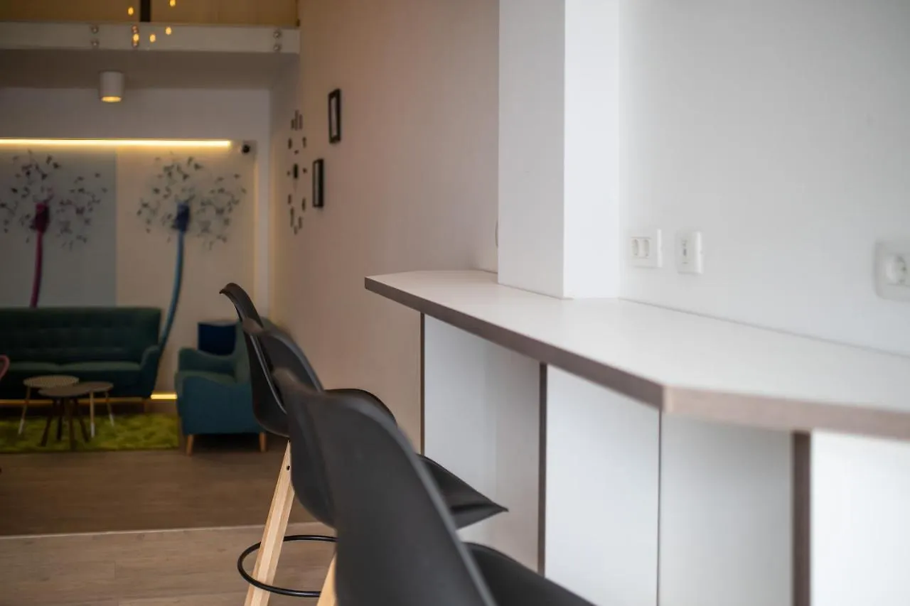 Dandelion Hostel 자다르